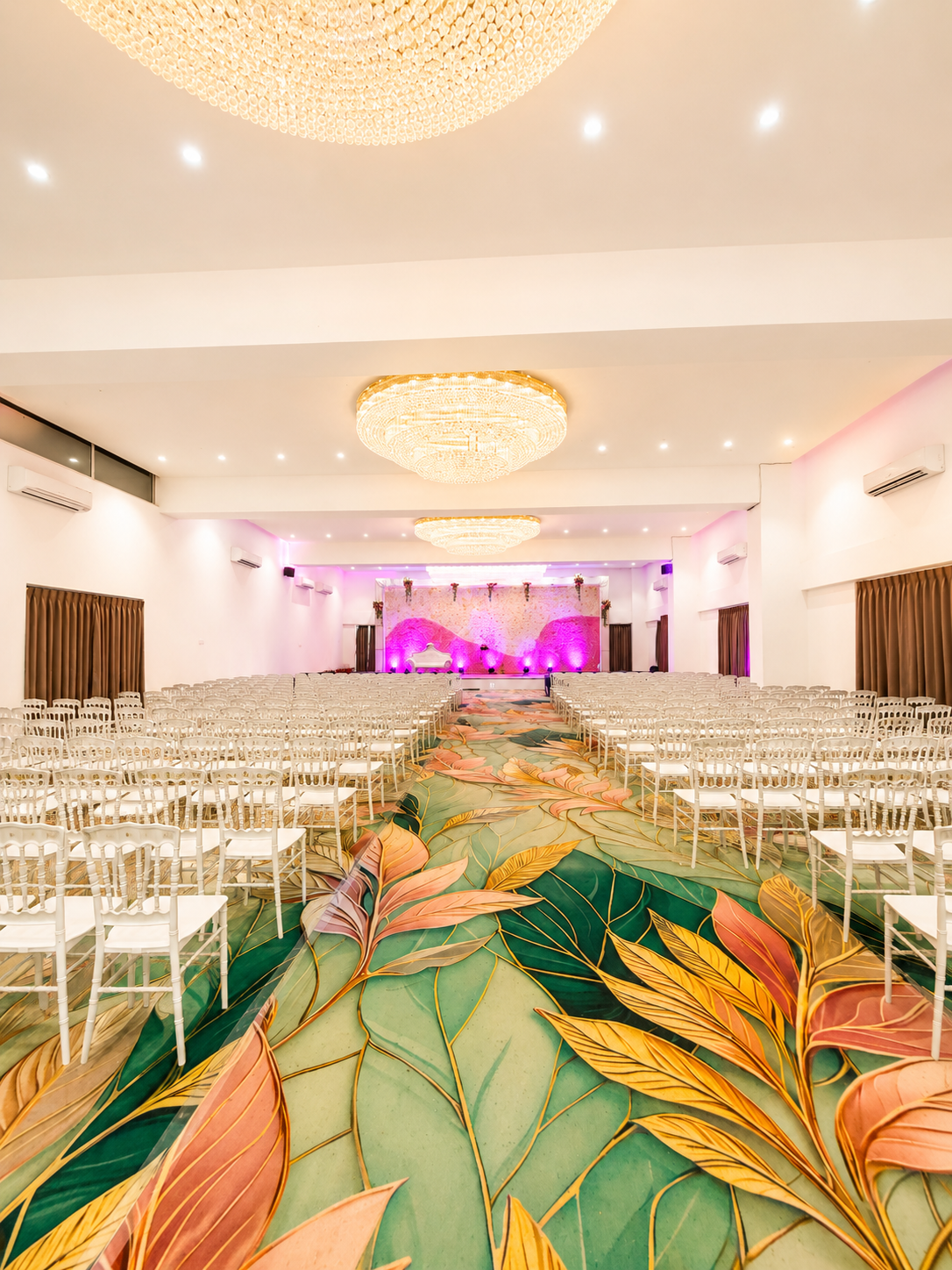 Banquet Aisle